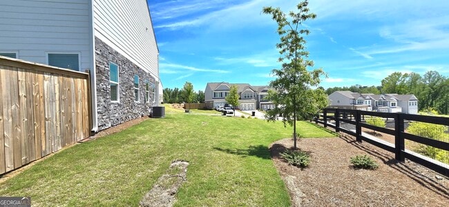 Building Photo - 89 Sepia Oak Dr