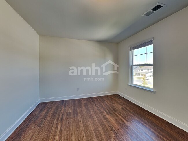 Building Photo - 120 Cairo Ct