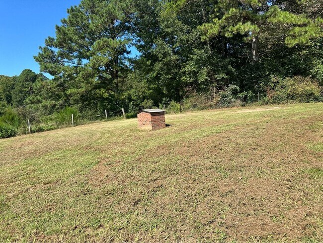 Building Photo - 6354 Meadowbranch Rd