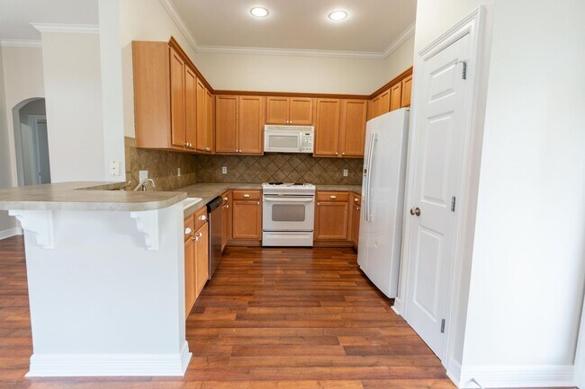 Building Photo - 369 Gaston Ln