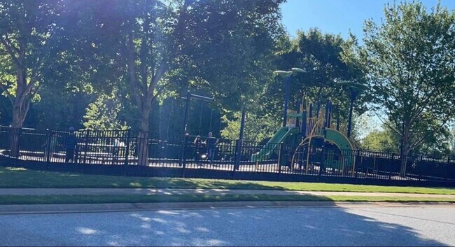 Building Photo - 209 Highgate Cir