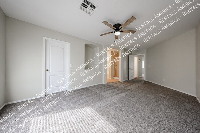 Building Photo - 6234 W Southgate St