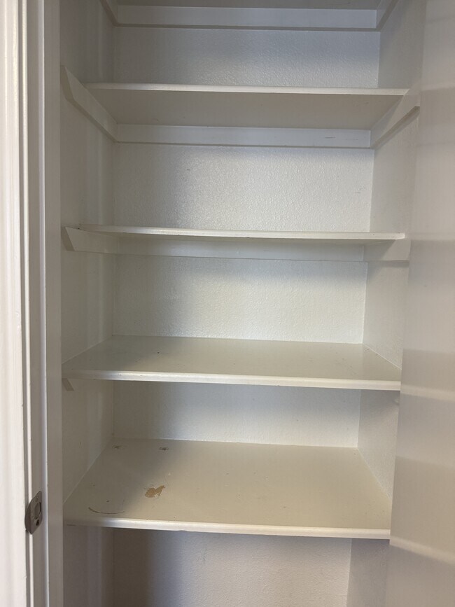 Building Photo - 4039 Southern Trace Dr