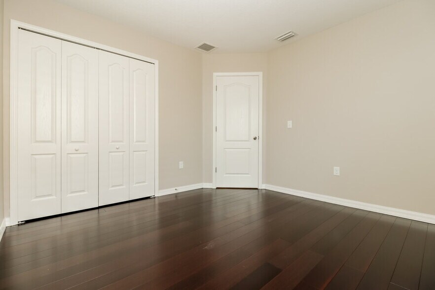 Building Photo - 7304 Lumber Port Dr