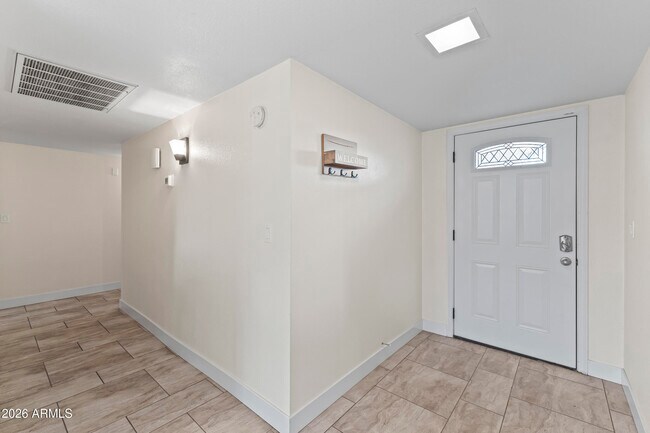 Building Photo - 5245 E Acoma Dr