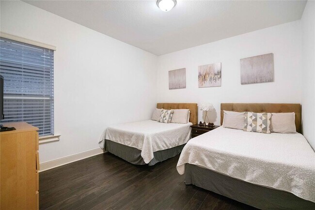 Building Photo - 54 Paloma Springs Dr