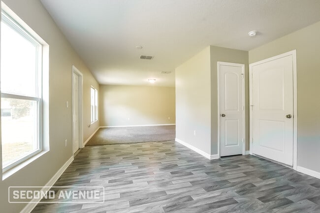 Building Photo - 208 Flounder Pl