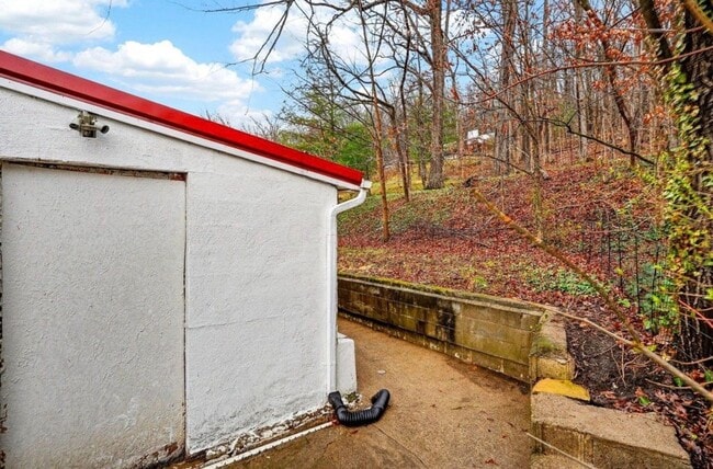 Building Photo - 1123 OH-552