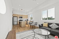 Building Photo - 236 S Carondelet St