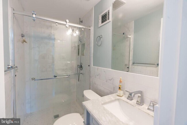 Building Photo - 5776 Yellowrose Ct