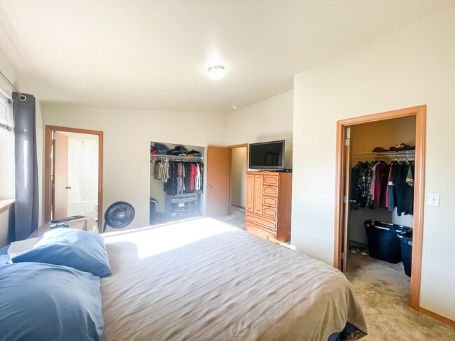 Building Photo - 3 Bedroom Arlington Home