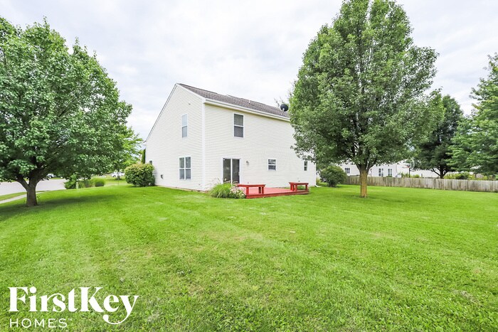 Building Photo - 7228 Village Oaks Dr