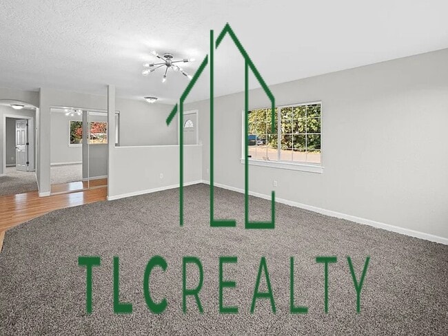 Building Photo - Beautiful Home on Corner Lot