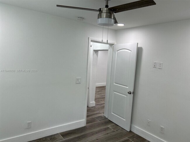 Building Photo - 261 NW 49th St