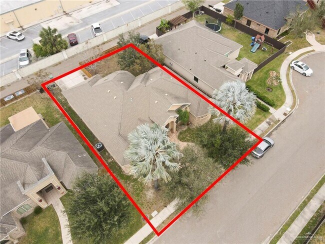 Building Photo - 3601 N Toledo St