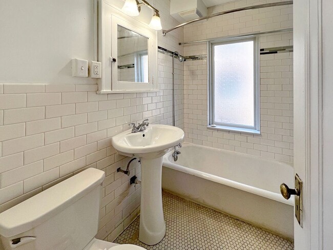 Interior Photo - Grand Heritage Apartments