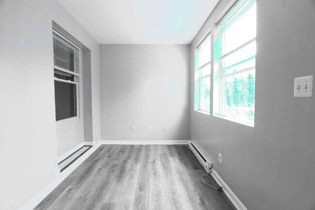 Building Photo - Welcome Home!