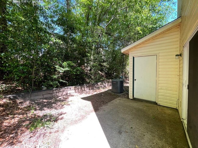 Building Photo - Rolling Acres Subdivision