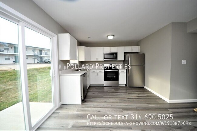 Building Photo - 210 Arlington Way