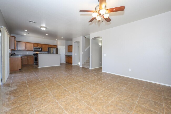 Building Photo - 12665 E Nona Ln