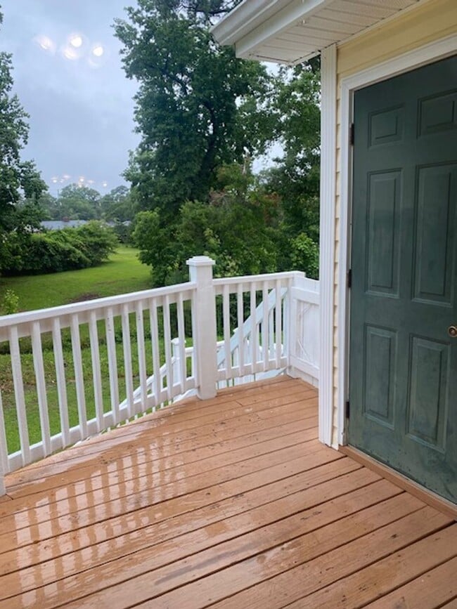 Building Photo - Condo in Holton Place - 2nd Floor Unit - W...