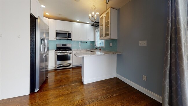 Building Photo - 149 G St