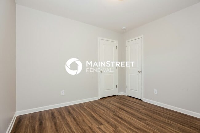 Building Photo - 3 Bedroom Pet-Friendly Home in Gastonia, NC with Main Street Renewal