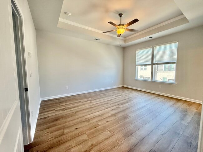 Building Photo - 206 Daybreak Ln