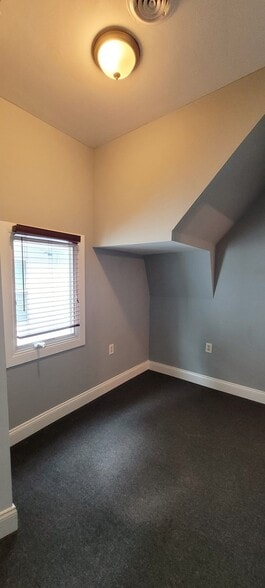 Bonus Room - 350 Euclid Ave
