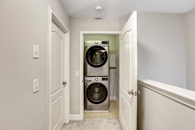 Building Photo - 2849 Jordan Oaks Ln