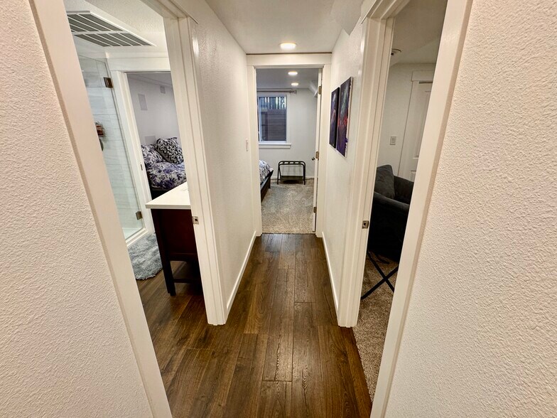 Building Photo - 5841 W 108th Ave