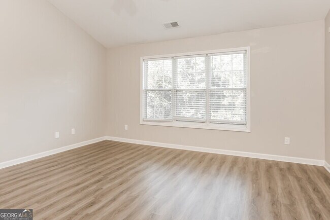 Building Photo - 330 Fitzgerald Pl