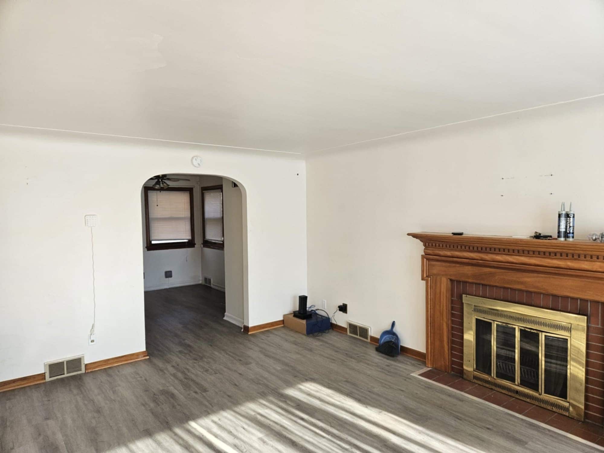 Building Photo - 212 E Midlothian Blvd