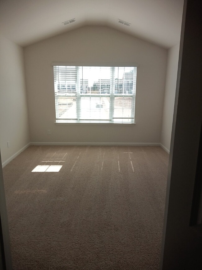 Building Photo - 1355 Amberview Ln