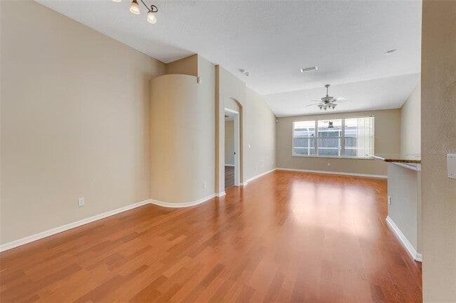 Building Photo - 1442 Lake Shore Ranch Dr