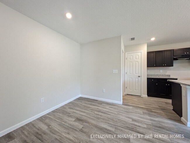 Building Photo - 8113 Oklahoma St