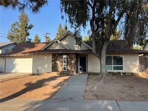 Building Photo - 705 S Grove St