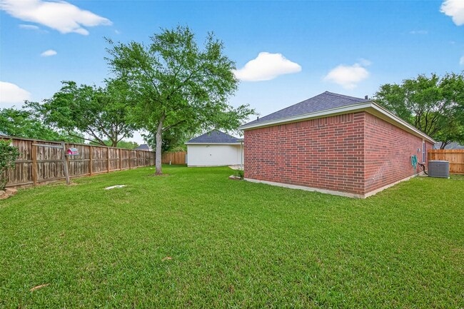 Building Photo - 1646 Martin Lake Dr