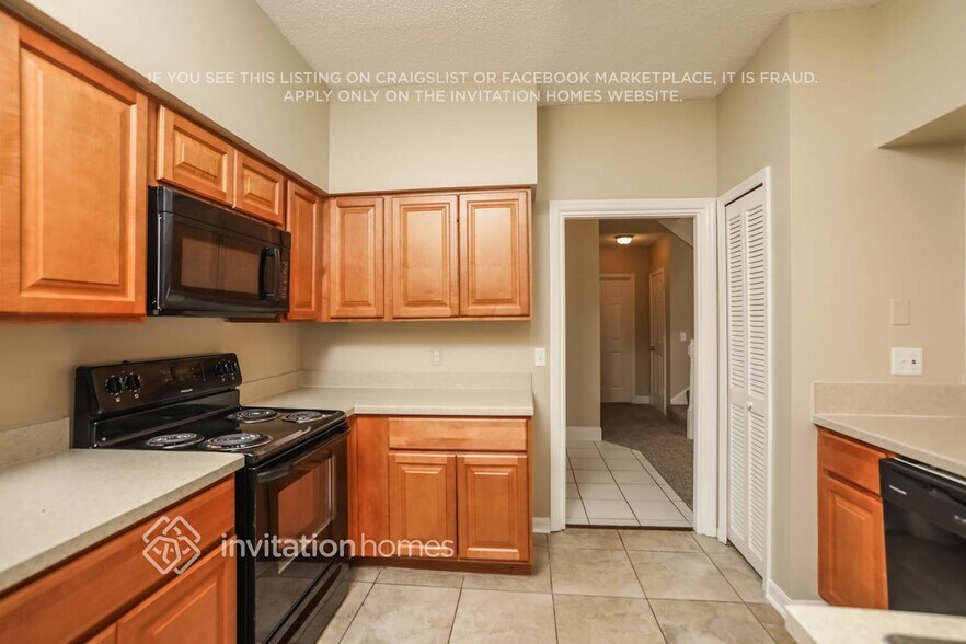 Building Photo - 709 Remington Oak Dr