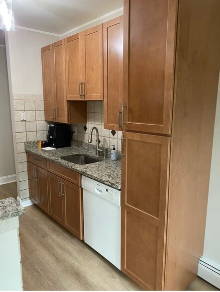 Building Photo - 17 Balance Rock Rd