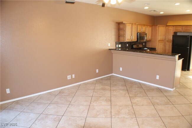 Building Photo - 5524 Markley Ave
