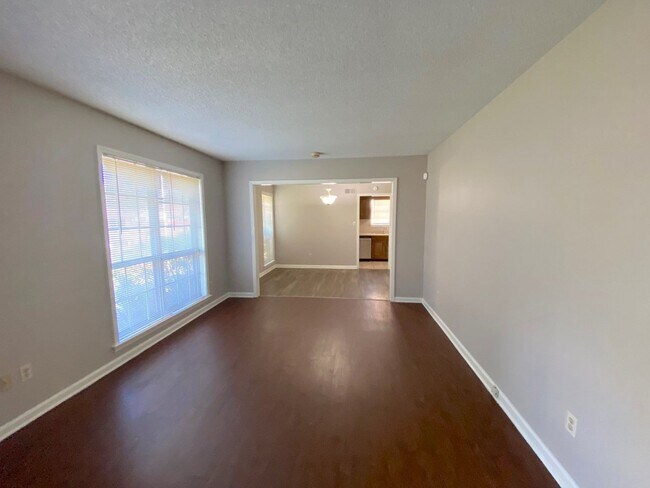 Building Photo - 6127 Mission Ridge Rd