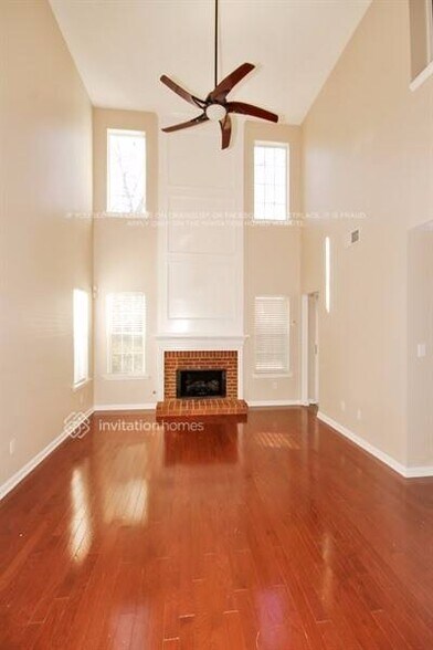 Building Photo - 4251 Brighton Way NW
