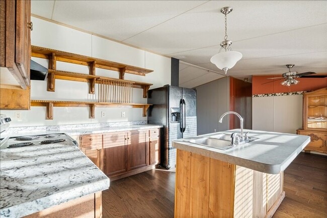 Building Photo - 12309 Mustang Mesa Dr