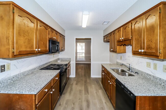 Building Photo - 6491 Tarus Dr