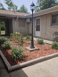 Building Photo - 3728 Opelousas St