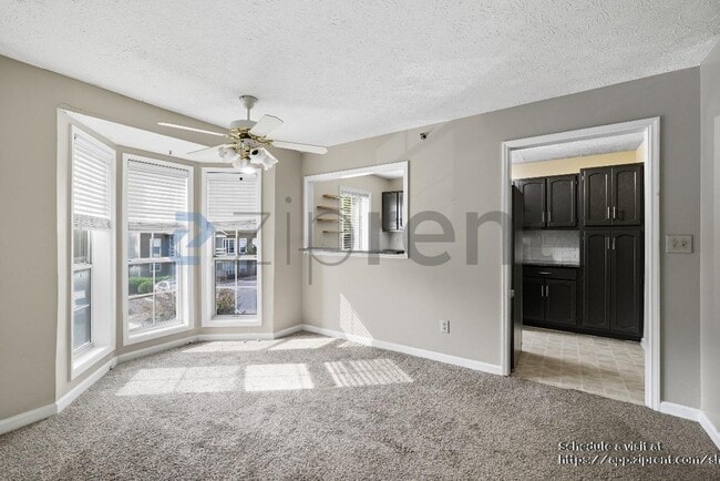 Building Photo - 1206 Riverview Dr