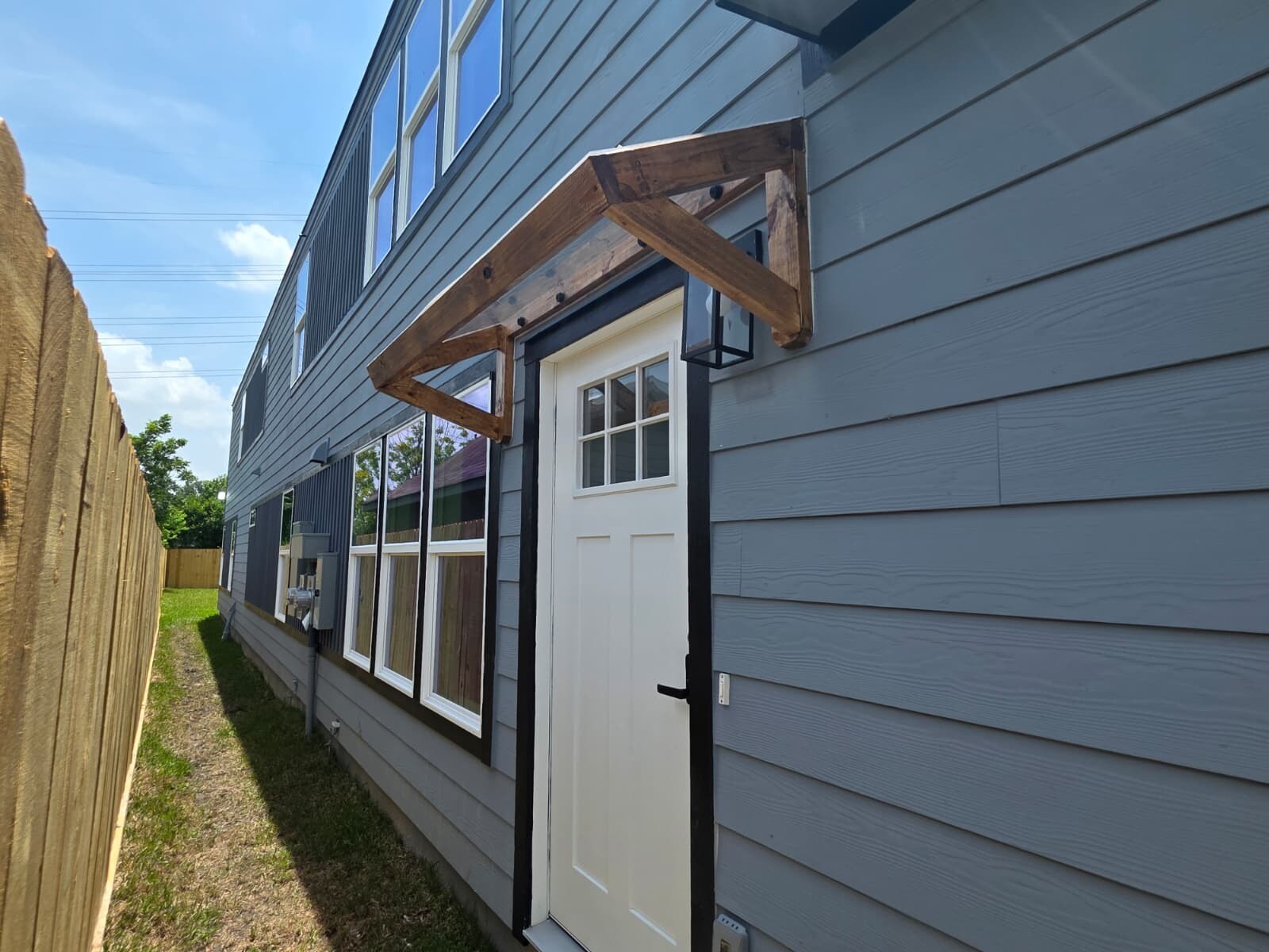 Building Photo - 4702 Baton Rouge St