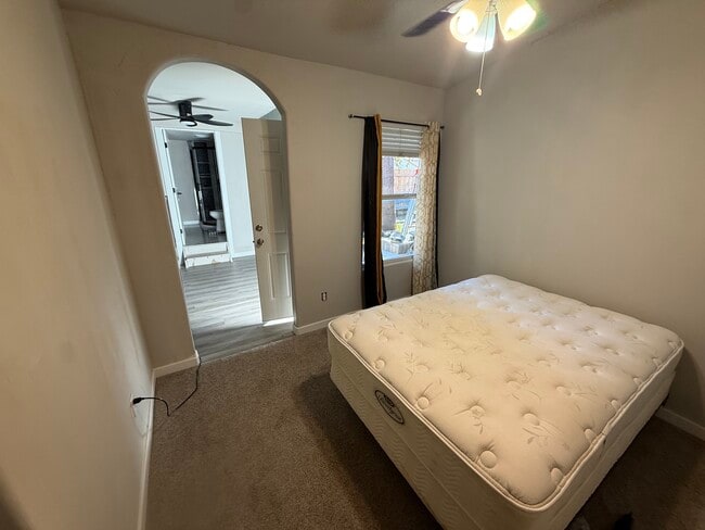 Building Photo - 311 Verllonia St