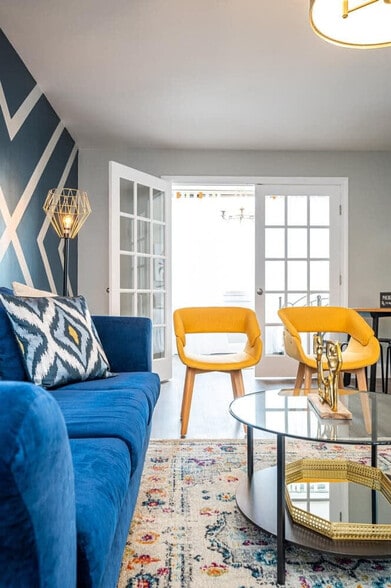 Building Photo - 215 Piedmont Ave NE